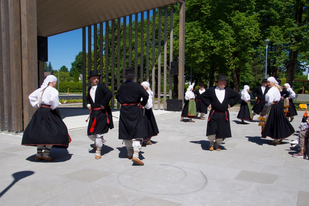 Paikuse keskväljaku avamine 23.06.26